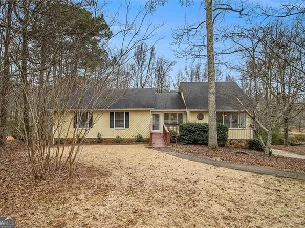 4741 W Lake Dr SE, Conyers, GA 30094