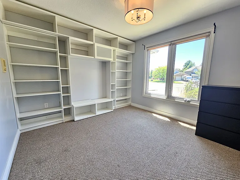 49 Decew Woods Ct #1 — Photo 10