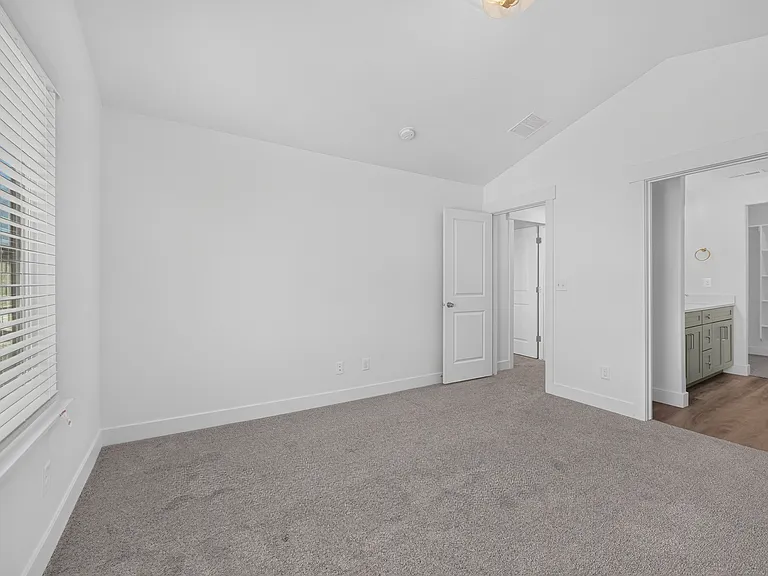 13728 S Devers Dr — Photo 22