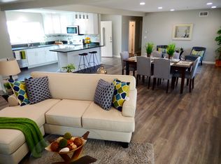 1185 W Dewey Dr, Anaheim, CA 92802
