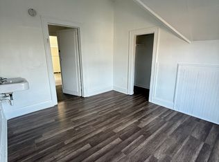 830 S 19th St #3, Milwaukee, WI 53204