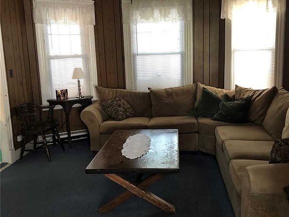 4th image of 57 Waverly Ave