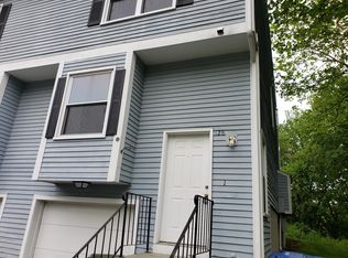 128 Peters Dr, Groton, CT 06340