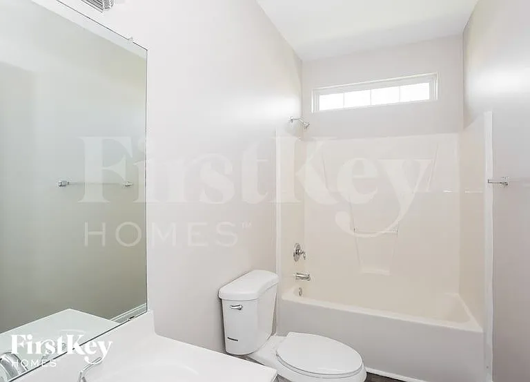 1391 Napa St NW — Photo 12