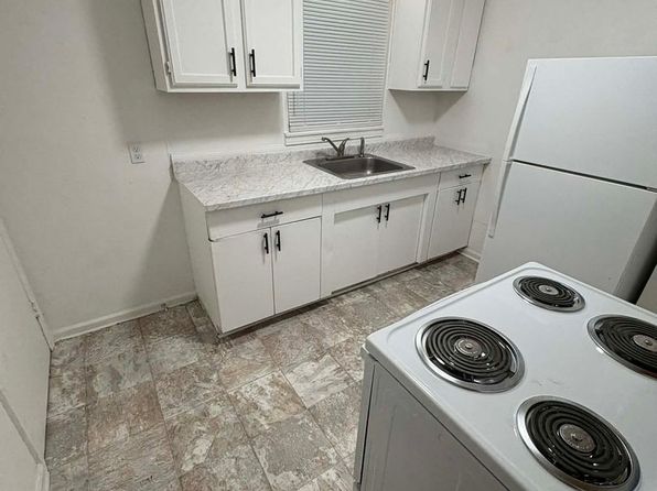 1622-1624 N Hillside St #1626