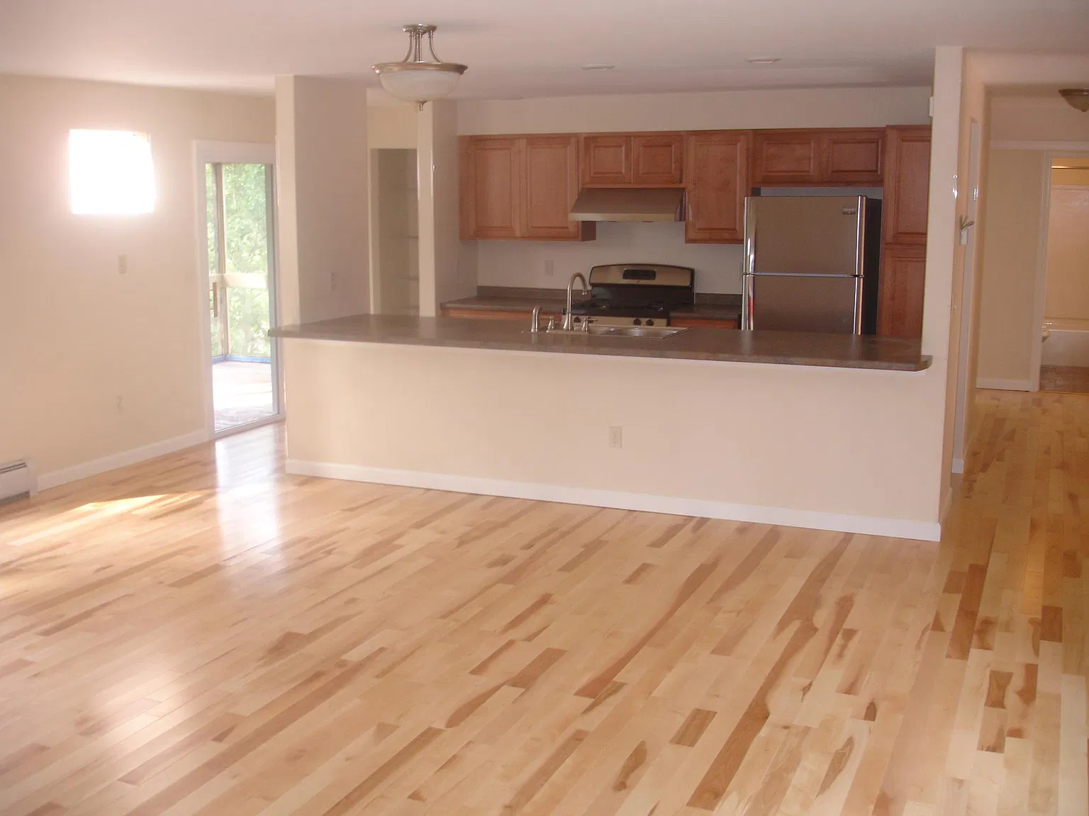 1 bed, 120 sqft, $995 — Photo 1