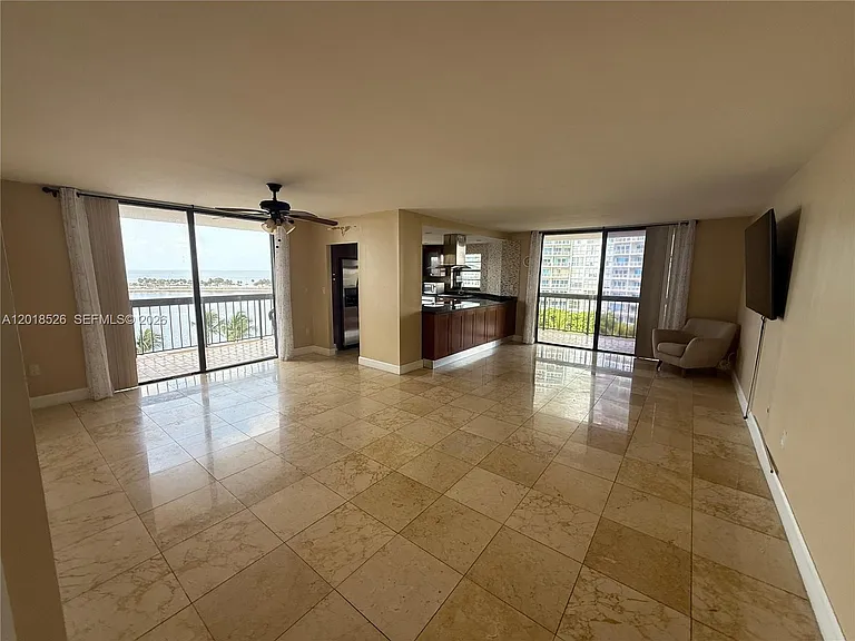 2333 Brickell Ave #602 — Photo 45