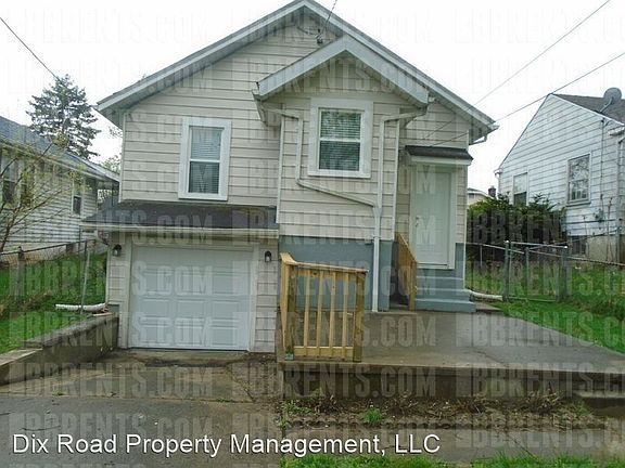 2nd image of 311 E Maplewood Ave