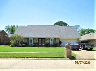 75 Chateau Rothchild Dr, Kenner, LA 70065