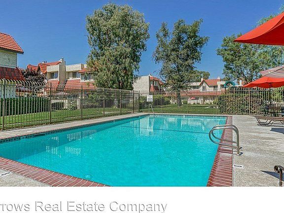4th image of 18031 River Cir APT 6