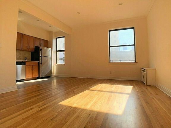 3rd image of 355 W 51st St #61A