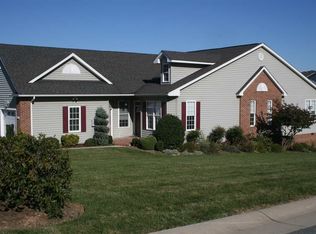 496 Spring Oaks Dr, Harrisonburg, VA 22801