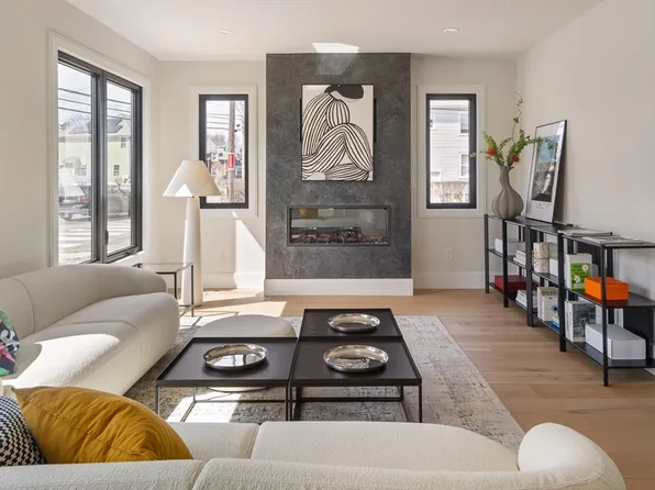 267 River St #267, West Newton, MA 02465