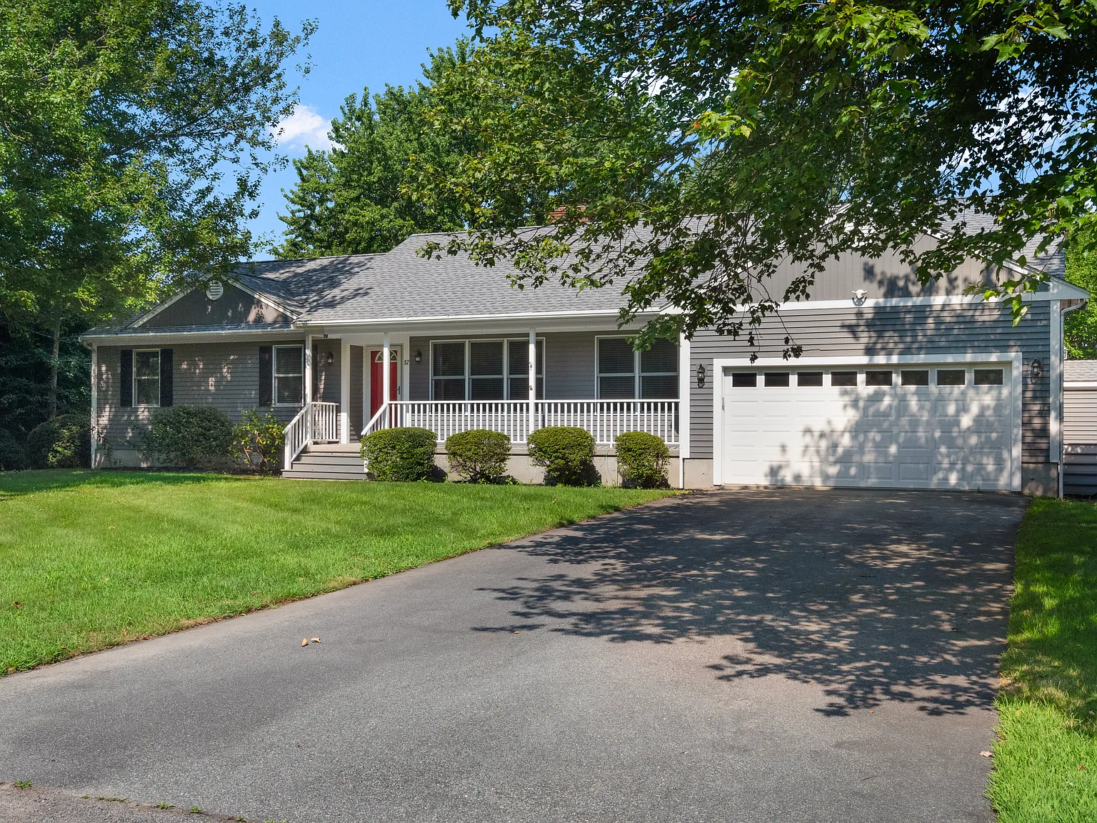 2 bed, 1763 sqft, $3,000 — Photo 3