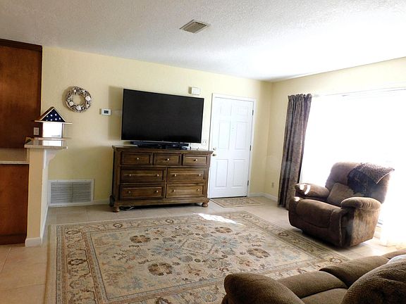 5th image of 2960 SE Morningside Boulevard