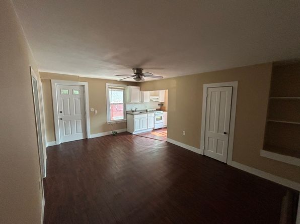 15 Town St APT 2