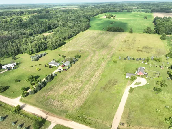 360 N 200th Ave, Hesperia, MI 49421