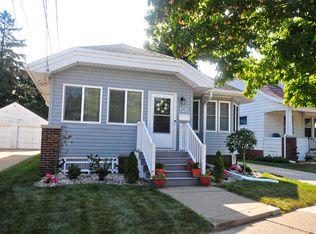 2911 Douglas Ave, Racine, WI 53402