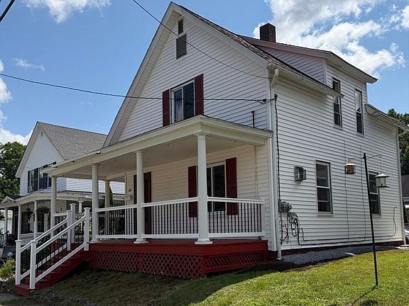 2nd image of 160 Mill St