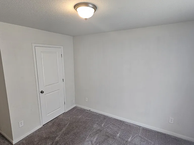 14210 Green Wing Cir — Photo 8