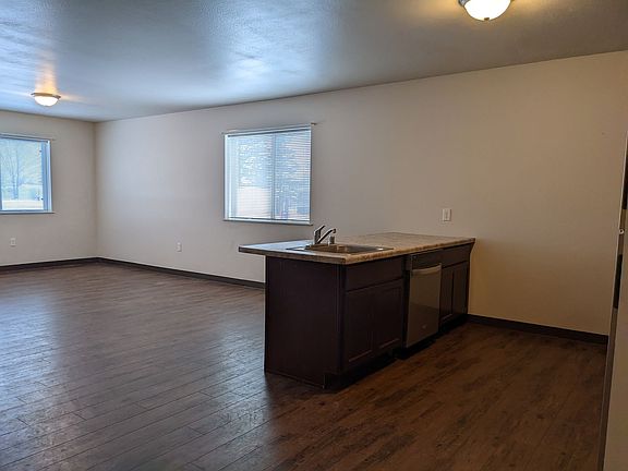 2nd image of 1301 1st St W #212