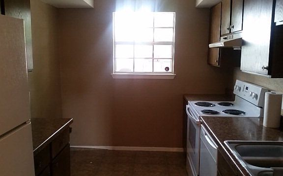 3rd image of 1545 Alameda Ave