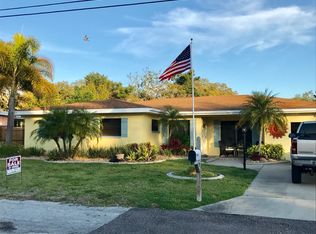 10854 Mohawk Rd, Saint Petersburg, FL 33708