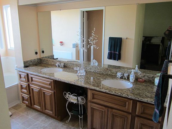 4th image of 1289 Crestpoint Dr