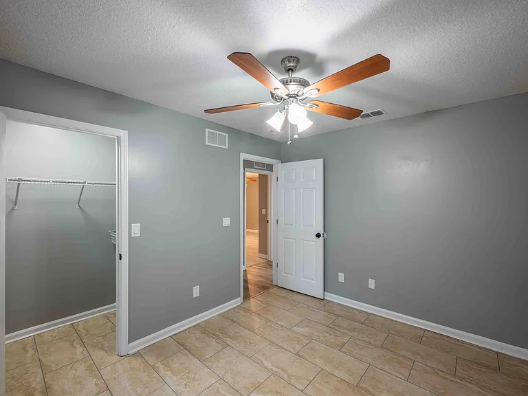 8205 Berry Ave — Photo 15
