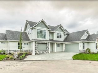 165 E Grove Creek Ln, Eagle, ID 83616