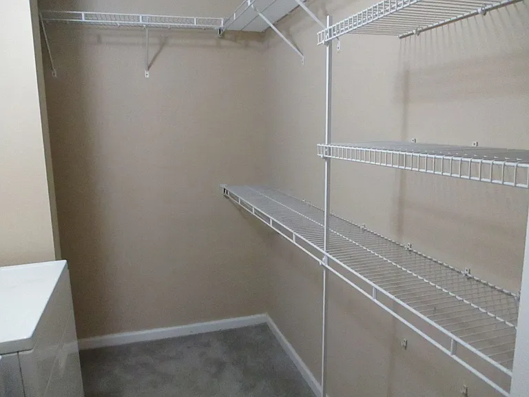 1219 Long Point Dr — Photo 7