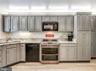 402 Brightwood Club Dr #402, Lutherville Timonium, MD 21093