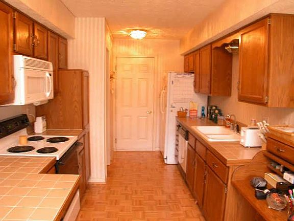 2nd image of 9273 W Golden Oaks Dr