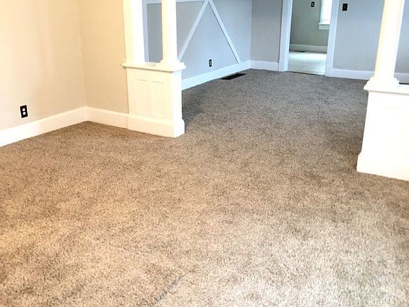 4th image of 301 N Forest Ave