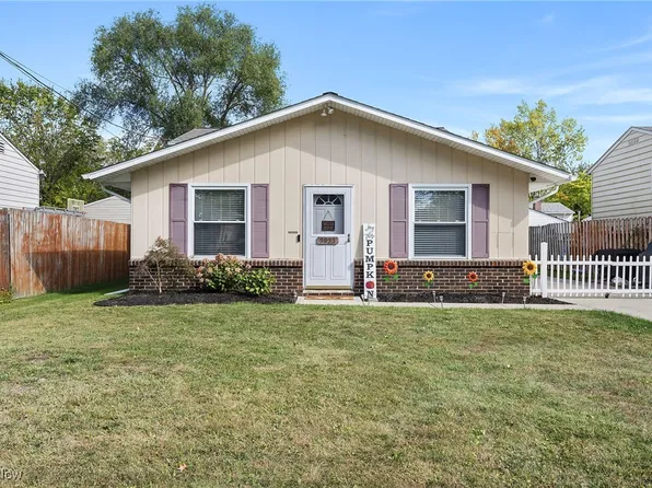 5953 Rosebelle Ave, North Ridgeville, OH 44039