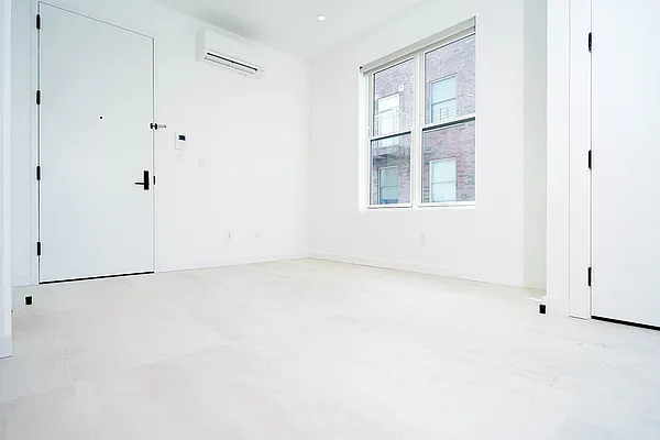 Rented by ERNY LLC | media 17