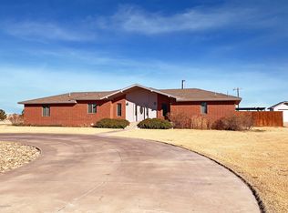 19 Ridgeview Ave, Farwell, TX 79325