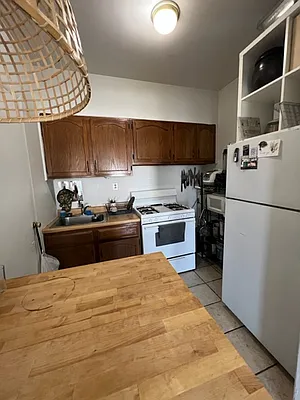 Rented by REALTY QUEST NEW YORK INC | media 5