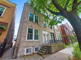 2341 W Montana St APT 1F, Chicago, IL 60647
