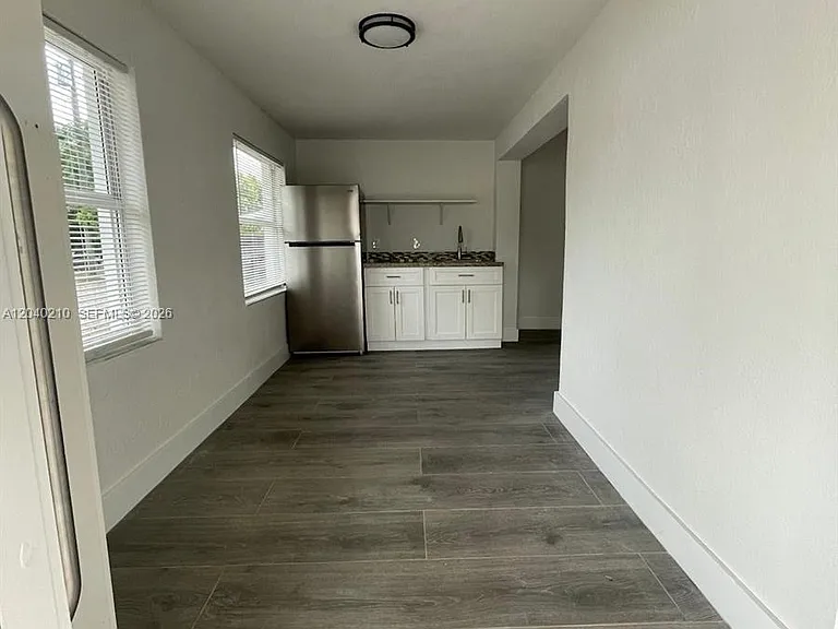 6801 SW 22nd St #2 — Photo 3