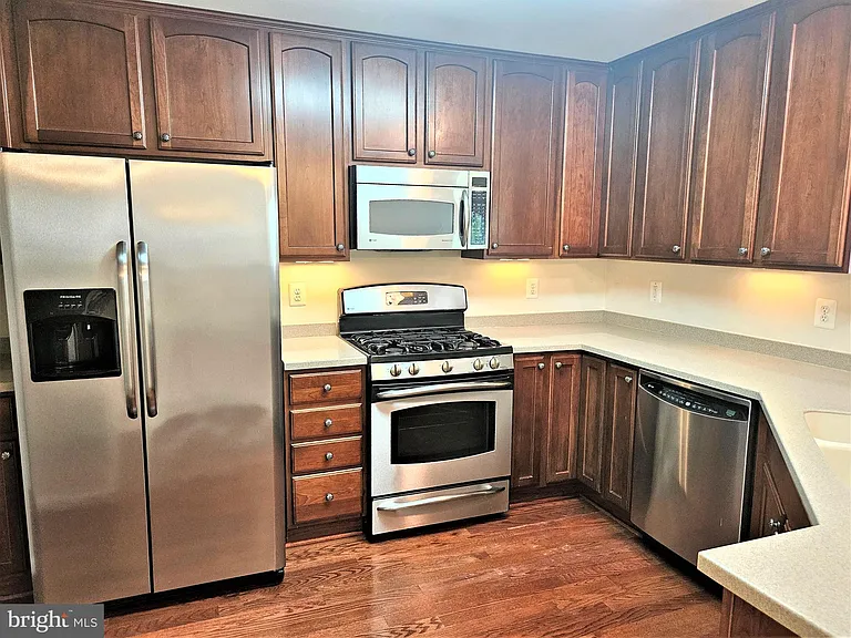 11268 Wortham Crest Cir #8 — Photo 3