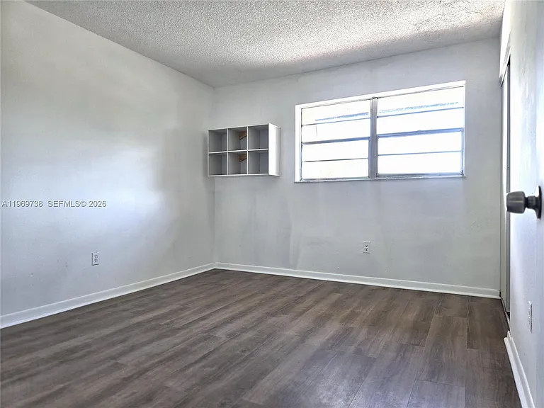 300 NW 107th Ave #206 — Photo 13