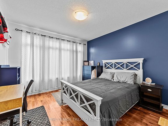 4th image of 3194 Pincombe Dr