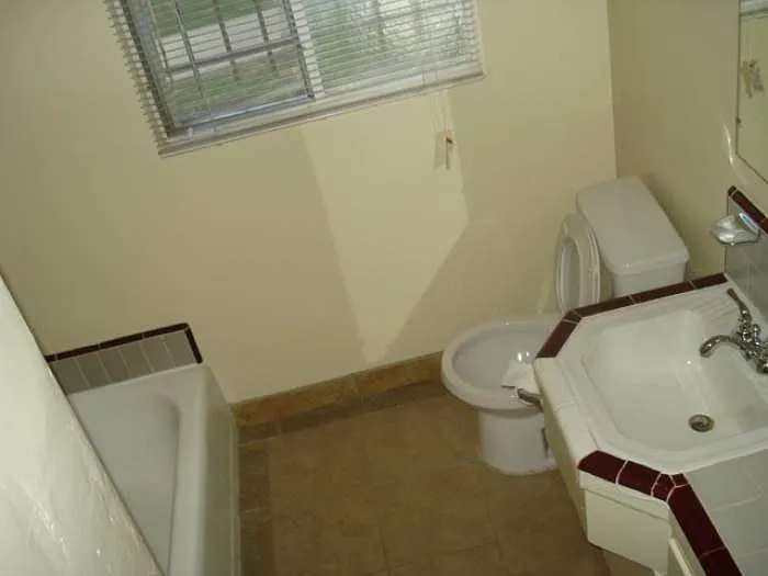 4830 Coliseum St #1 — Photo 6