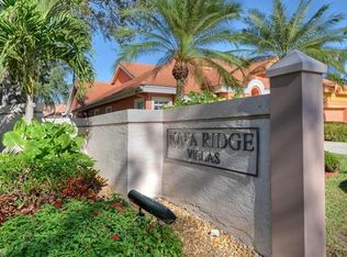 192 Napa Ridge Rd E, Naples, FL 34119