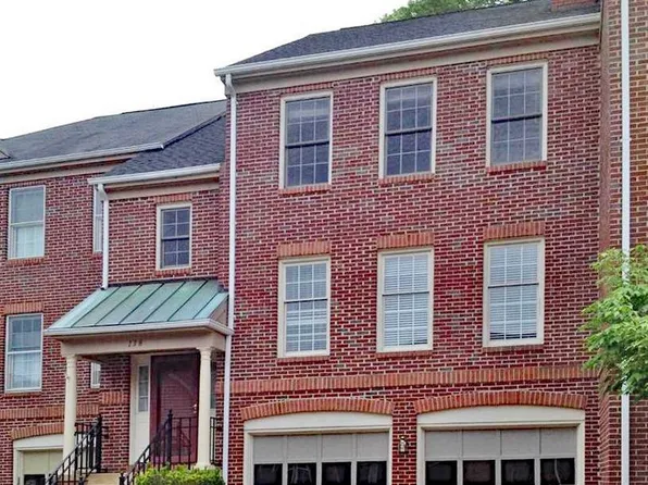 138 Mosby Cir, Warrenton, VA 20186