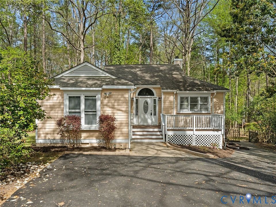 1st image of 5605 Woods Walk Rd