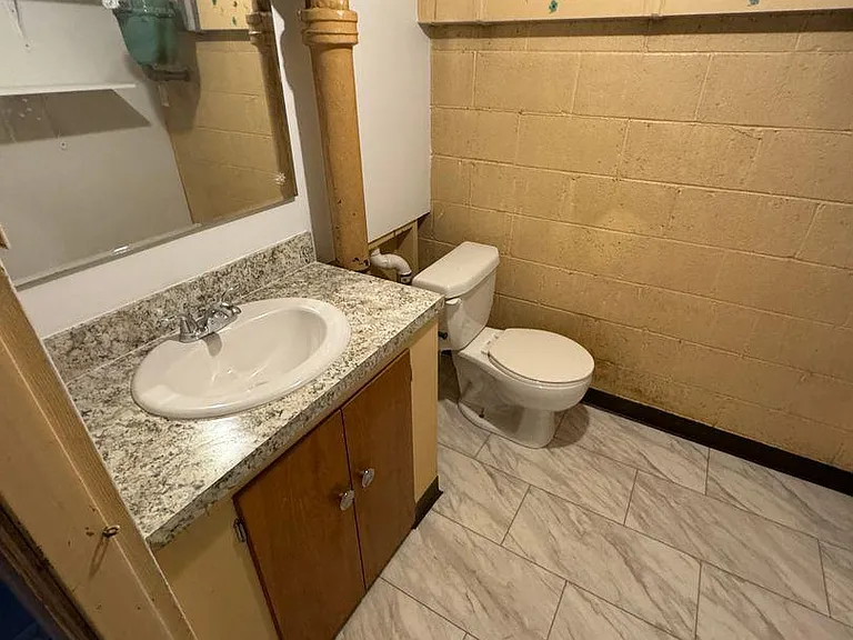 2770 Tremont Rd — Photo 47