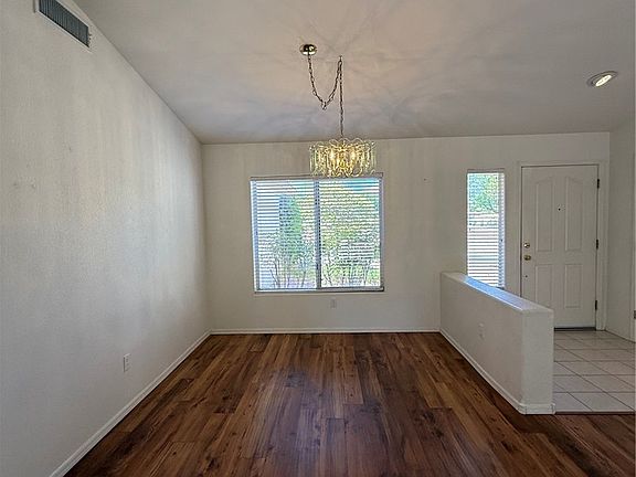 5th image of 10905 Mill Cove Ave