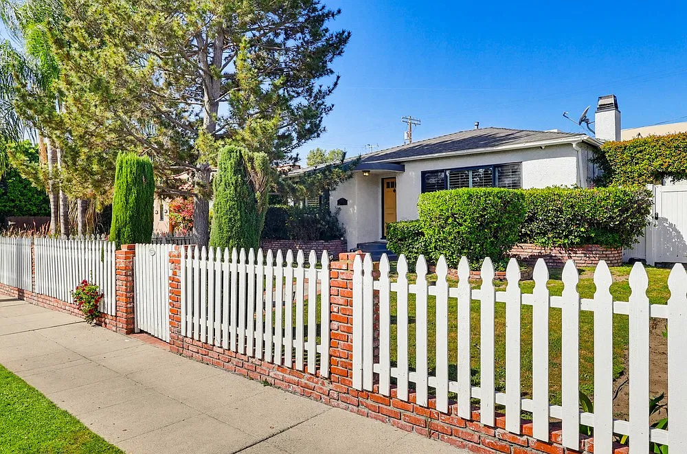 3 bed, 1912 sqft, $5,800 — Photo 3